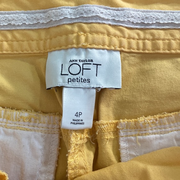 Loft twill yellow skirt - Picture 3 of 3